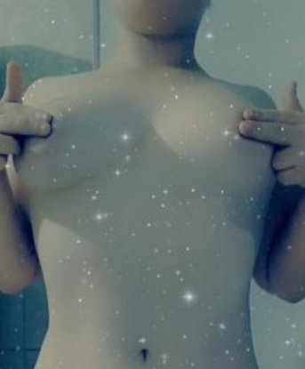 🌸💋 Я оправдаю все твои ожидания и фантазии, обладая множеством возможностей и навыков. Моя улыбка и чувственность способны растопить даже самое ледяное сердце.🔥
Я живу в Москве, и никто не знает этот город лучше меня. Благодаря моему опыту и знанию Москвы, я могу стать твоей идеальной компаньонкой для встречи, независимо от места или времени. ✨
Мои услуги включают интимные сессии, которые будут наполнены страстью и наслаждением.🔞 Я готова исполнить все твои желания и фантазии, чтобы каждая встреча оставила в твоей памяти только самые приятные воспоминания. 💦
Фото в моем профиле полностью соответствуют реальности, и я уверена, что они понравятся тебе еще больше лично. Ты можешь ознакомиться с ними и прочитать отзывы о моей работе.💎
Не теряй времени даром и жми на кнопку Рита